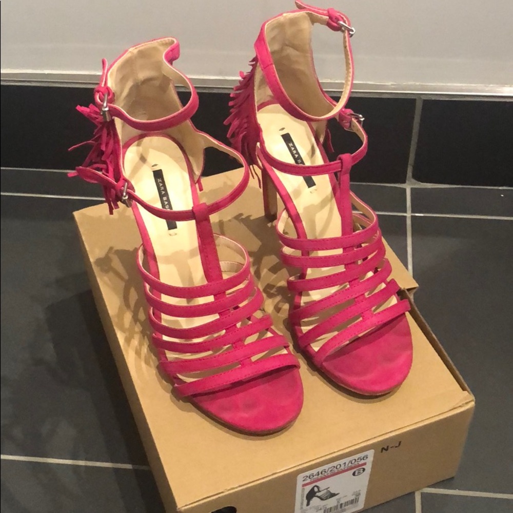 Zara Pink Suede Sandals